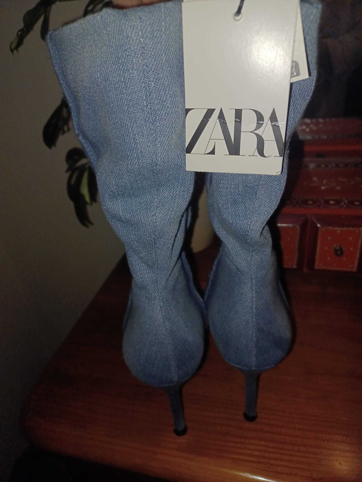 Botas em ganga da Zara novas com etiqueta