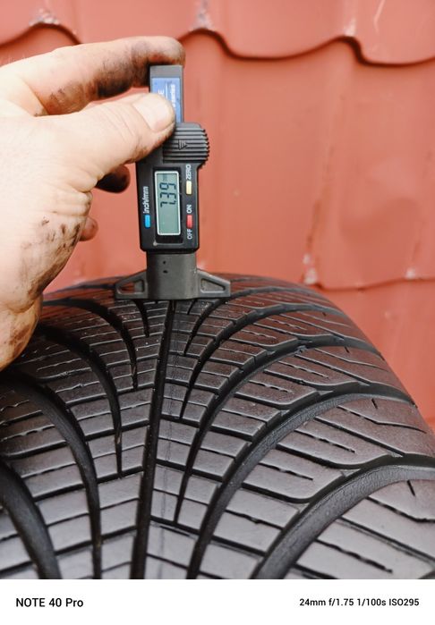 Opony 235/65/17 Goodyear Vector 4 season