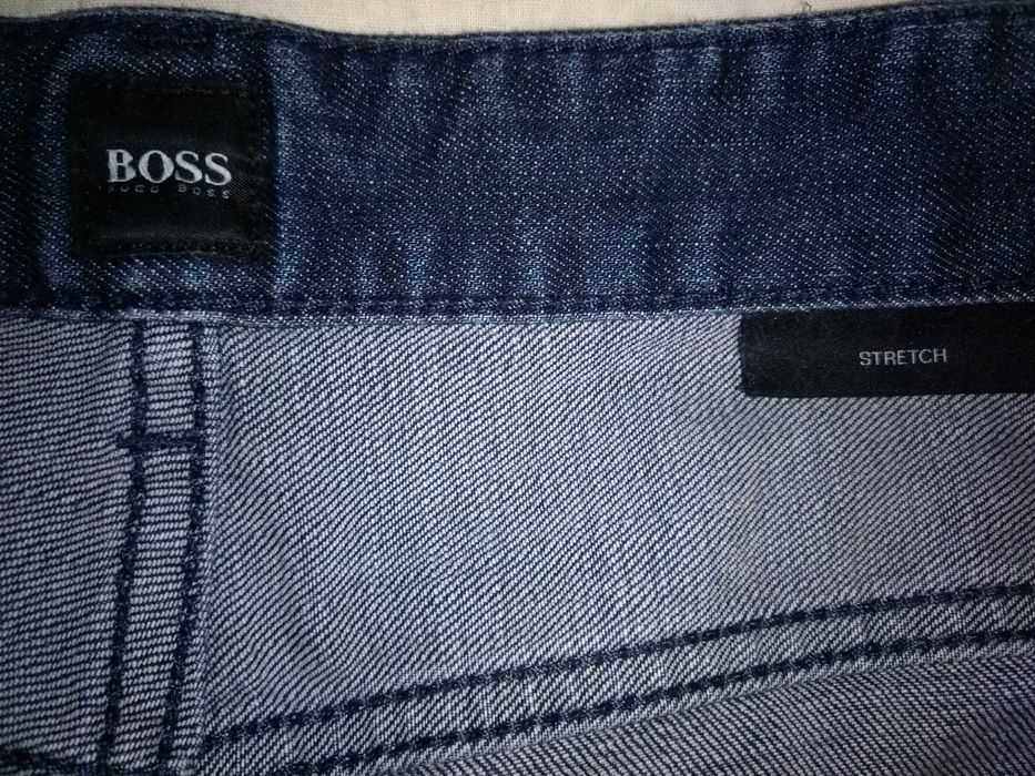 стильные шорты HUGO BOSS