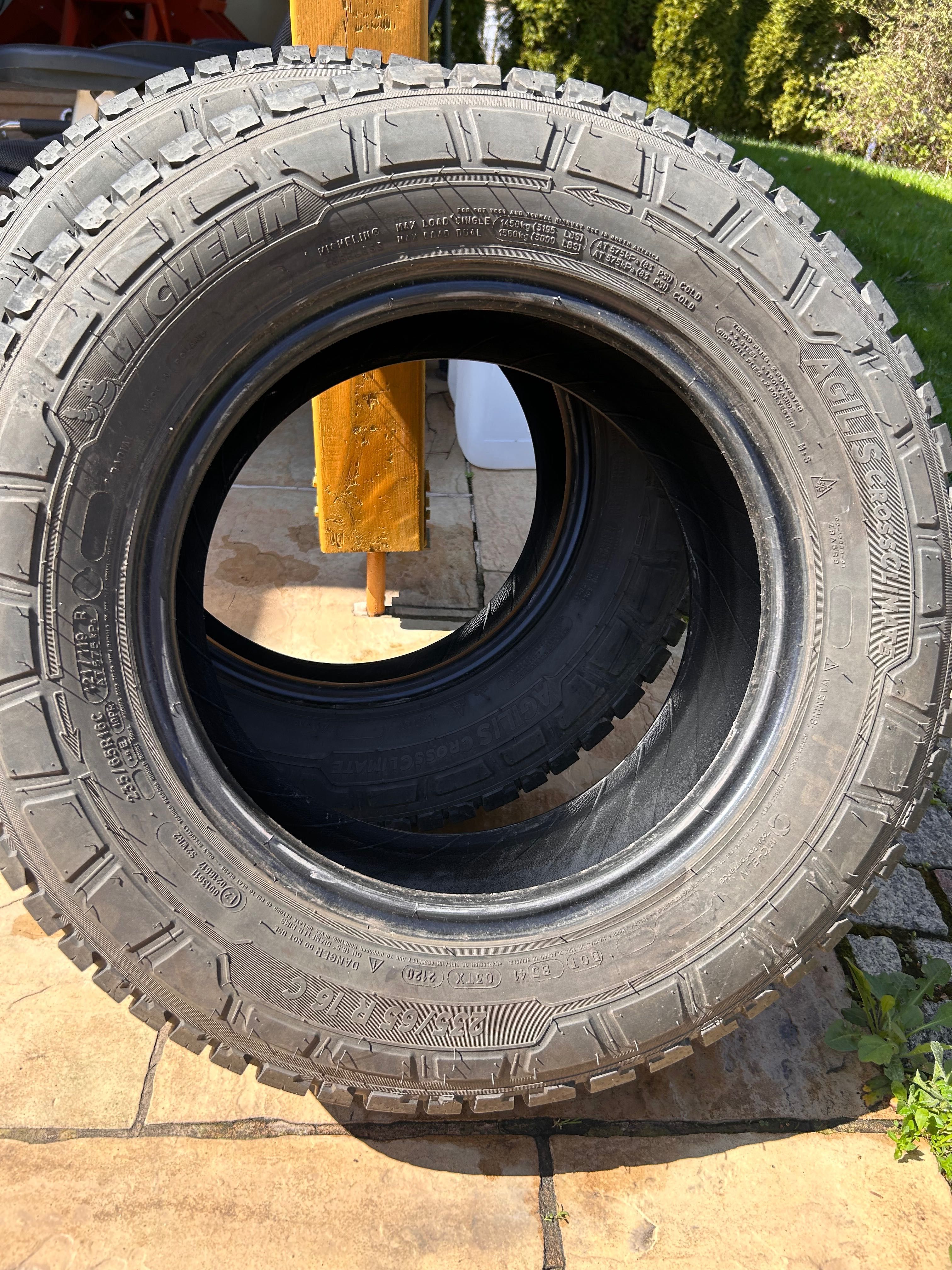 Opony Michelin Agilis Crossclimate 235/65 R16C