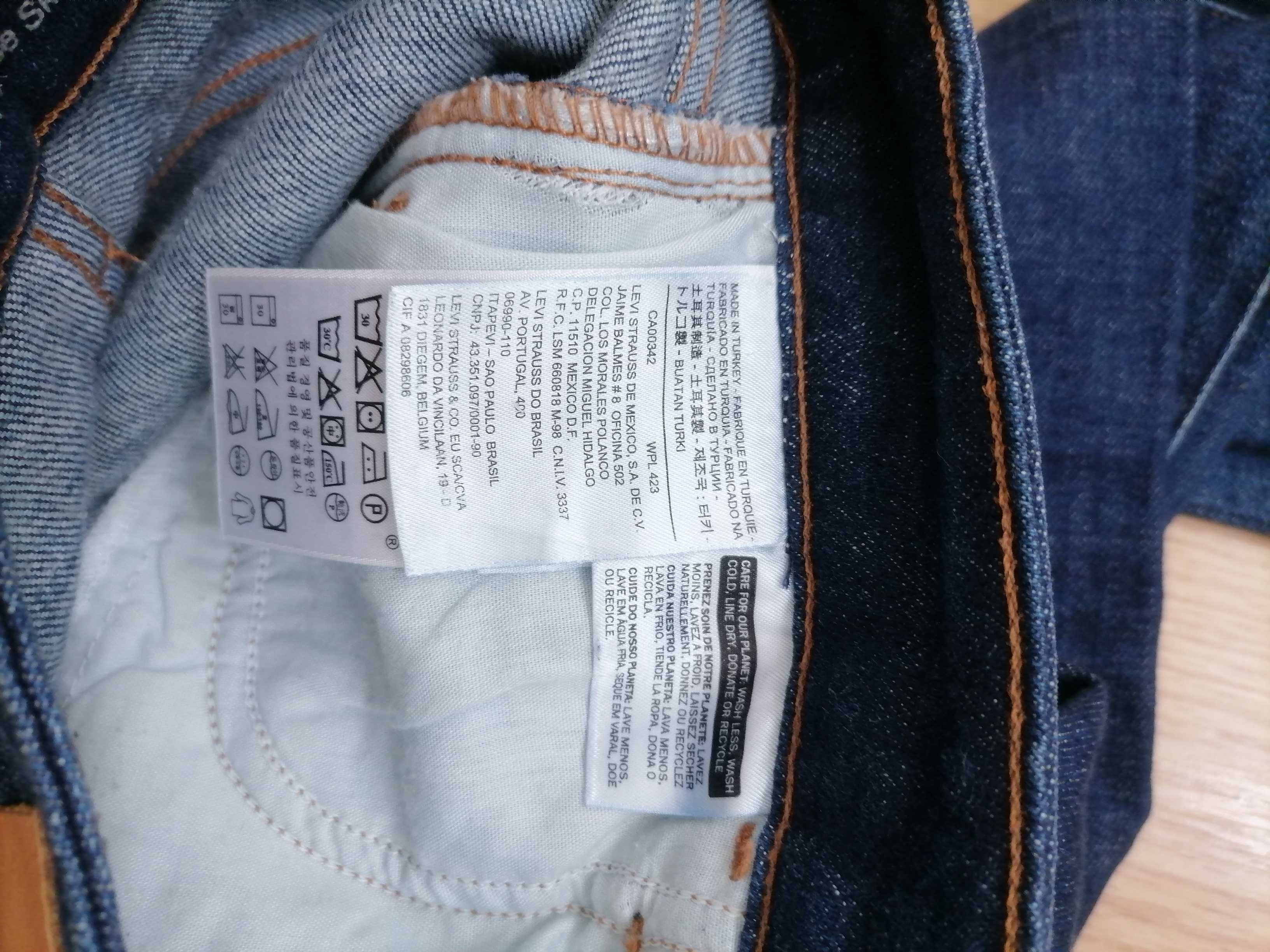 Джинсы фирмы Levis оригинал