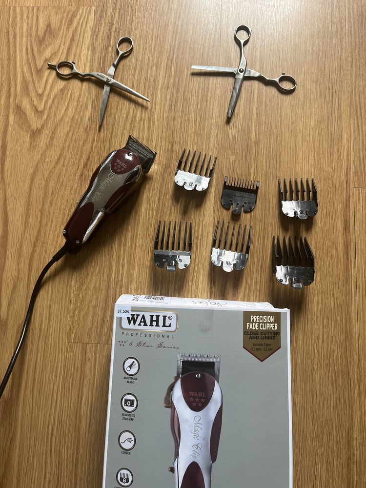 Maquina de cortar cabelo com pentes e 2 tesouras profissionais