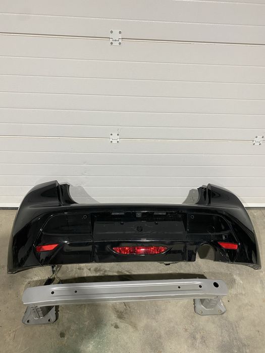 Peugeot 208 GT-LINE Parachoques/Reforcço