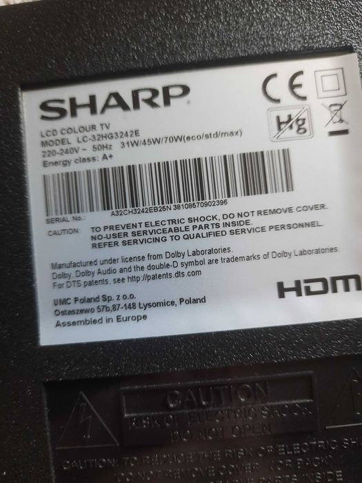 tv scharrp 32 cale  sprawny pilot led cienki