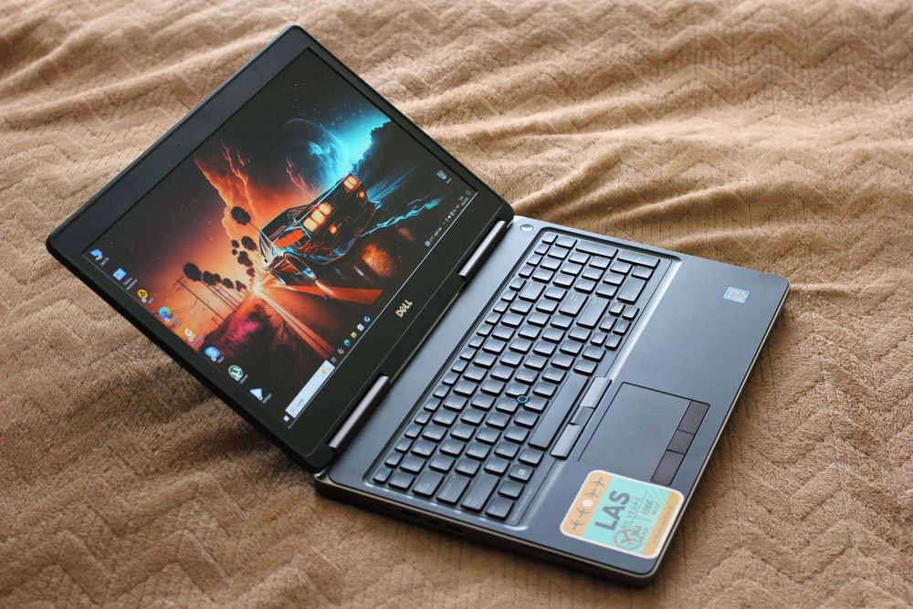 DELL 7510/i7-6820HQ/NvidiaQuadroM2000М 4GB/16GB/SSD256+2TB/АКБ4ч/15FHD