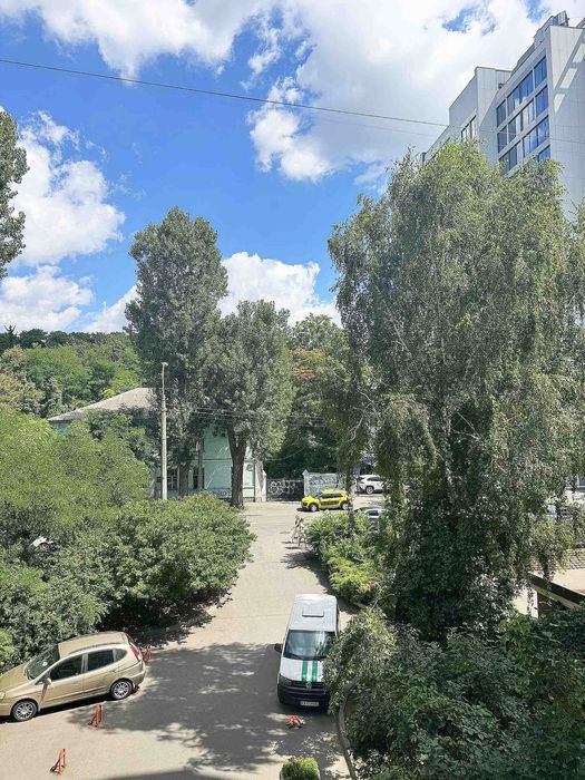 Продаж 1 к квартири Гоголівська 21