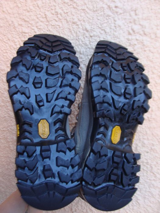 спорт.трековые ботинки кожаные The north face gore-tex,р.38,ст.- 24 см