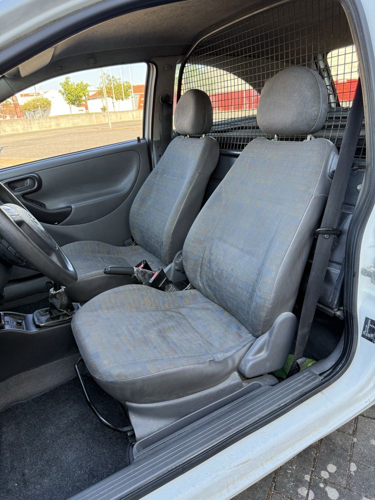 Opel Corsa C 1.7dti Izuzu