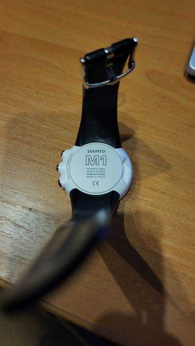 Наручные спортивные  часы Suunto M1 под управлением сердечного ритма