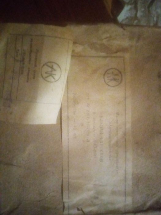 Клапана Ваз 2101-2107 нові впуск й випуск кт 8штук