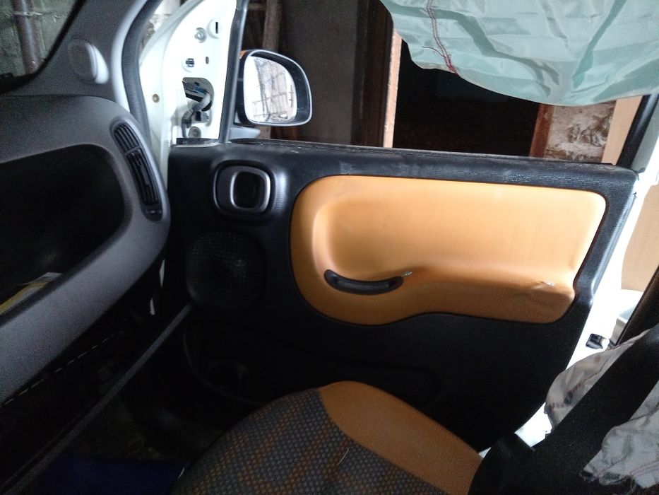 Fiat panda uszkodzony