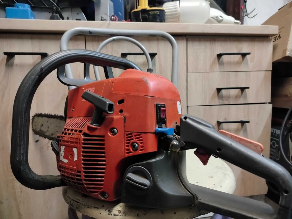 Sprzedam piłę OLEOMAC 947