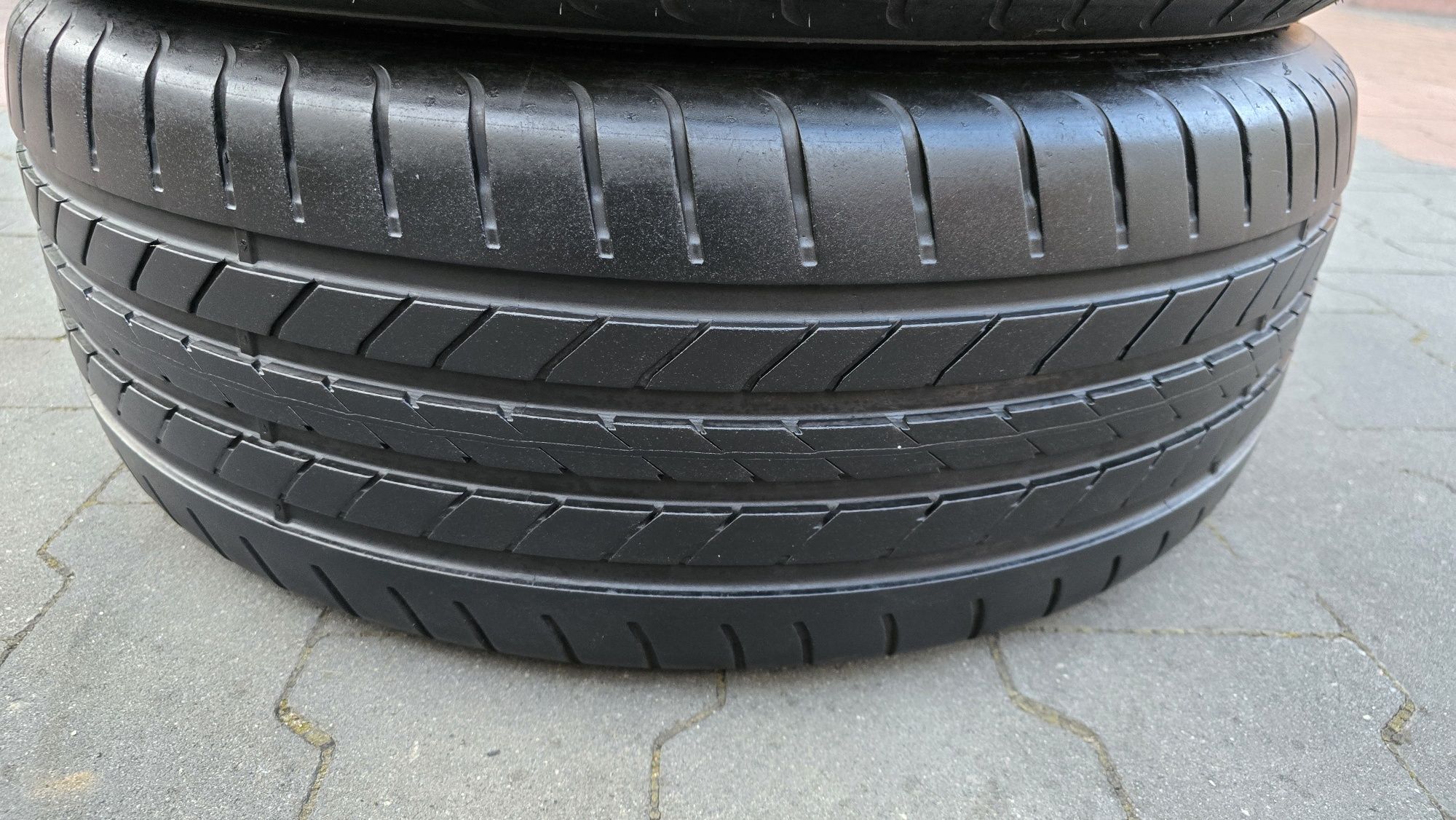 Goodyear 235/45R19 Run Flat MO Extended