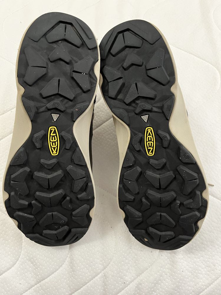 Напівчоботи keen