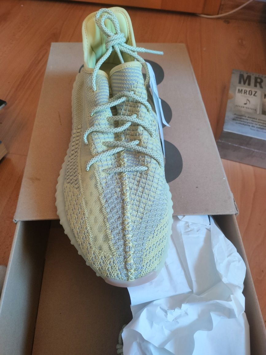 Yeezy boost 350 V2 Antlia