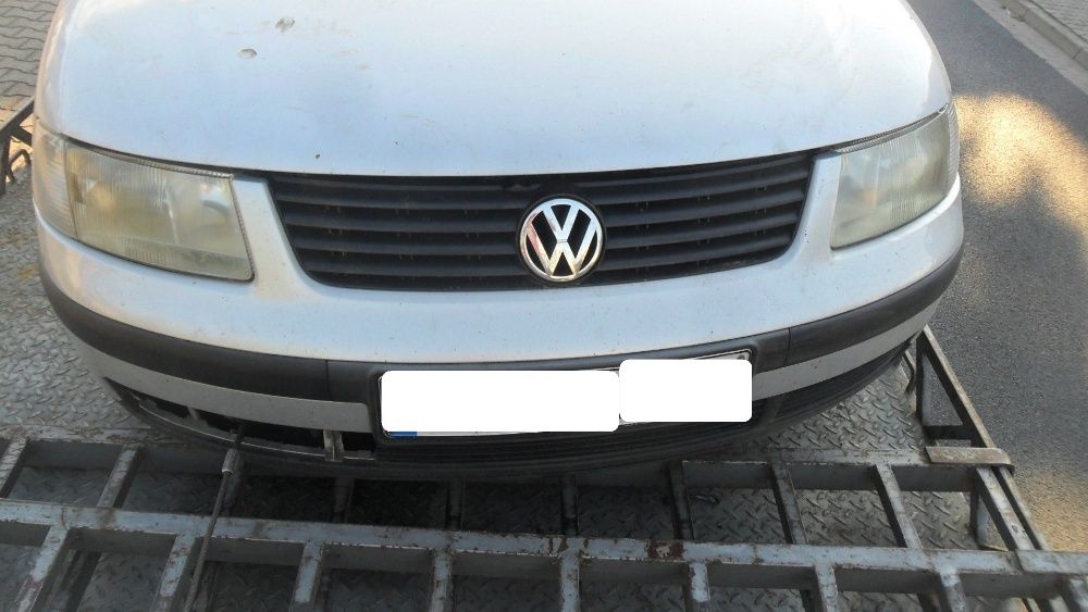 VW Passat B5 kombi, kolor srebrny, lusterko kompletne boczne