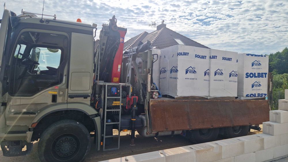 HDS dźwig dach więźba wywrotka