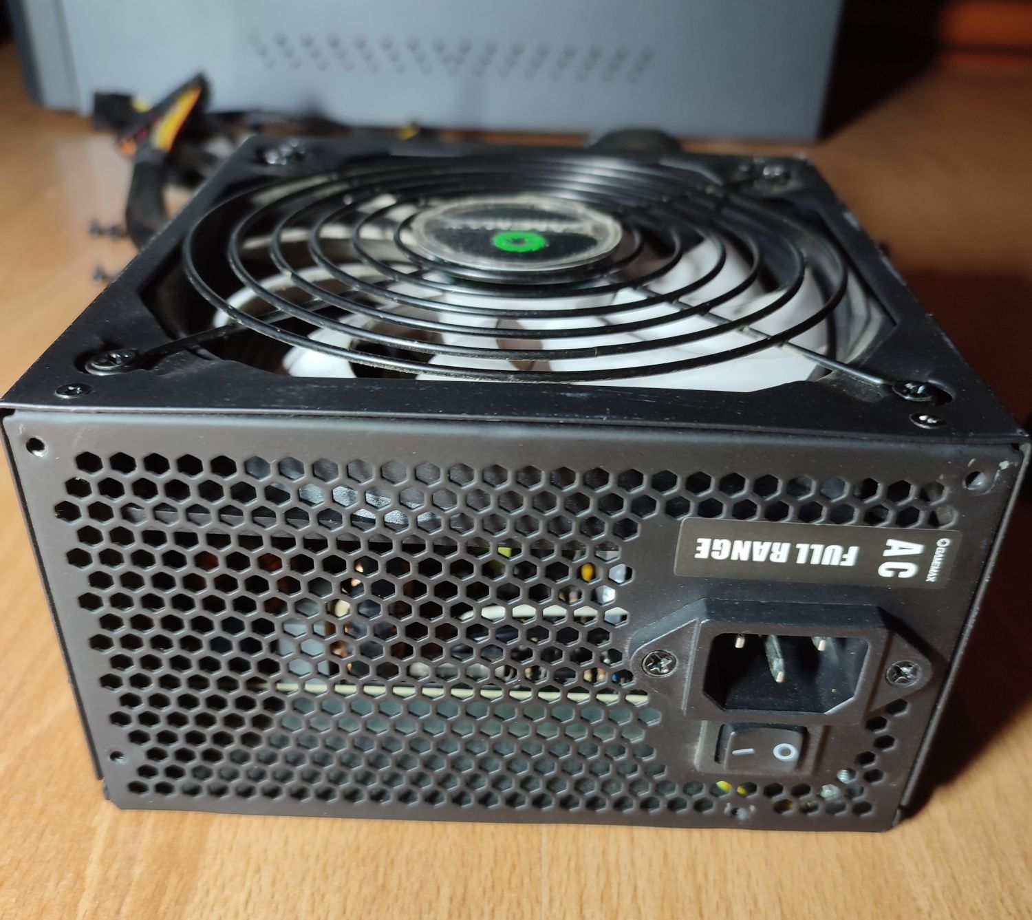 Блок Питания GAMEMAX 650W Блок Живлення