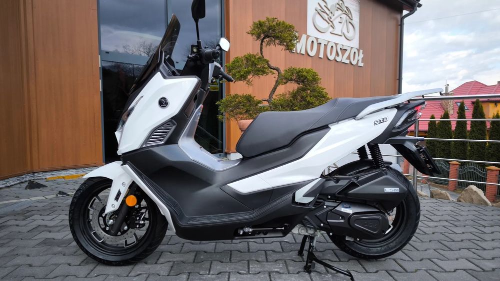 VOGE SR1 125 ABS Trakcja led alarm NOWY VOGE SR1 ADV 125 cm. kat.B 2025 rok