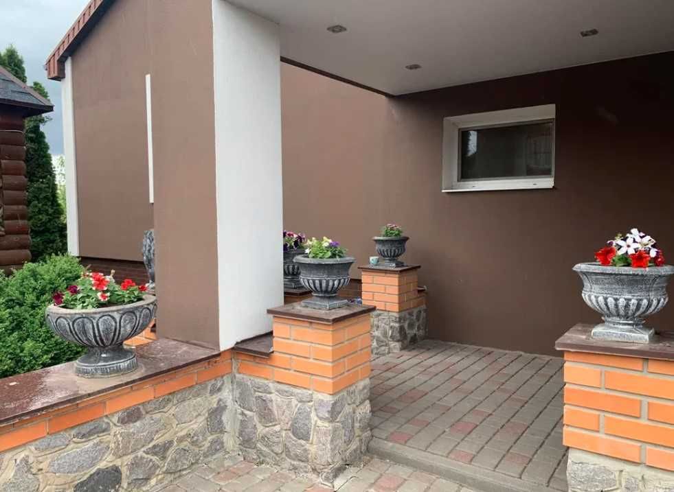 Продаж будинку з ремонтом!! 170 м2!! Заходь та живи!
