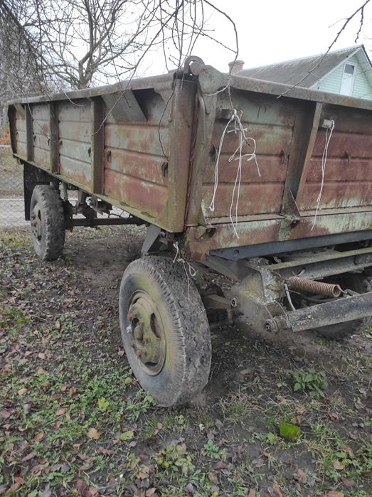 Продам зіловського прицепа