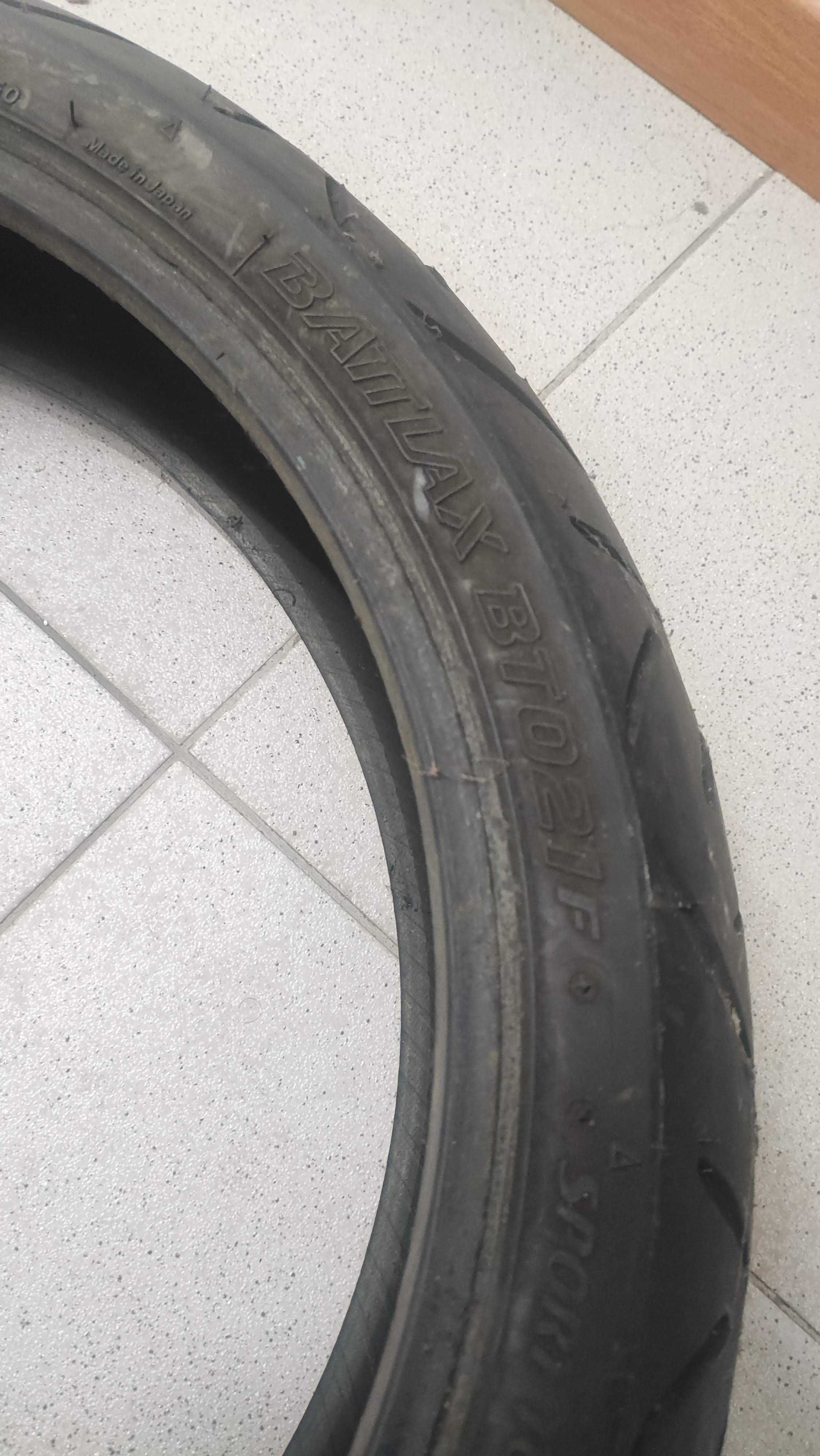 Pneu Moto Bridgestone battlax bt021 120/70/17