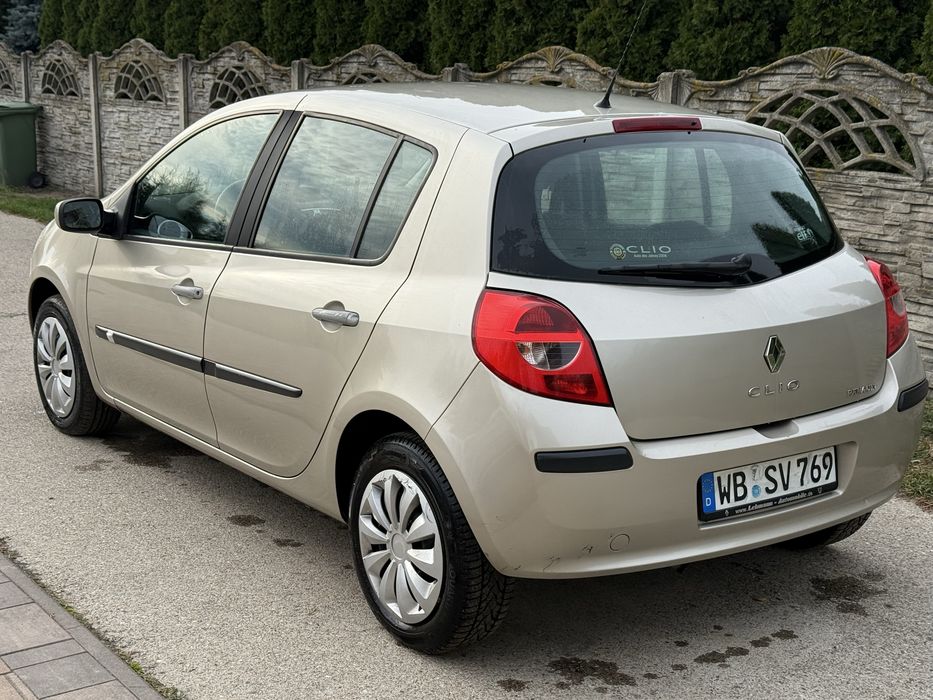 Renault Clio 1.6 benzyna Klima niski przebieg sprowadzony PO OPŁATACH!