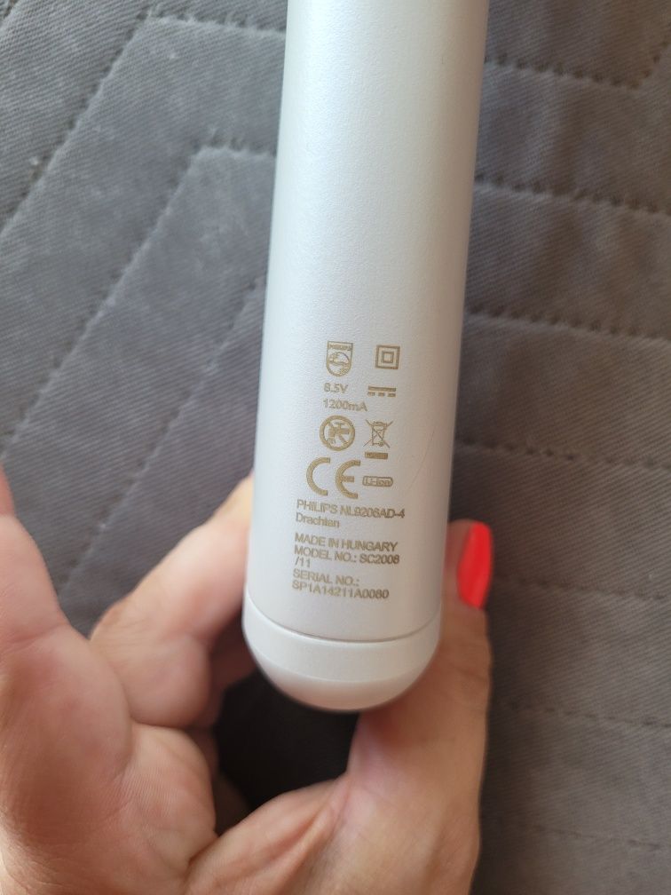 Philips lumea depilator