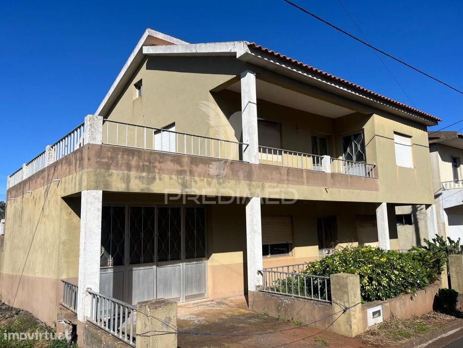 Moradia T4 Com Vista Mar No Porto Do Moniz