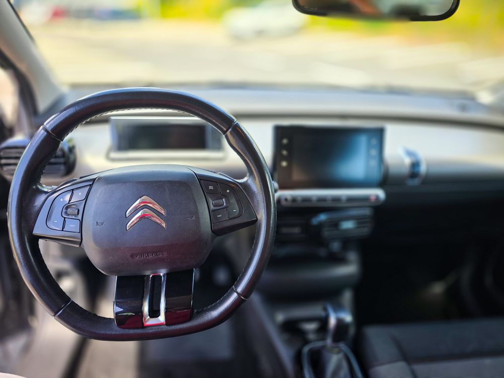 Citroën C4 Cactus c/ caixa automática