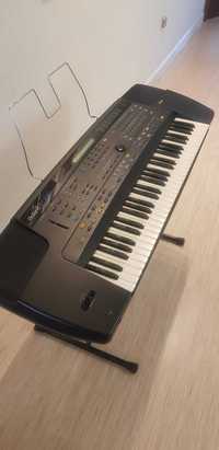 Organy Roland E-86