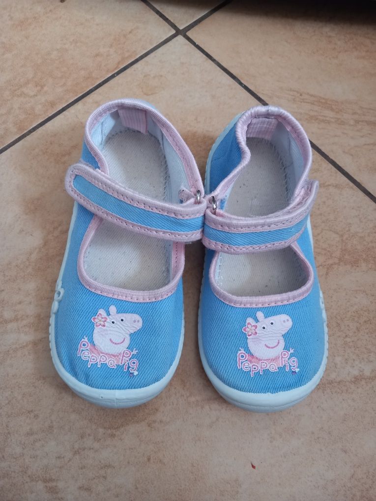 Buty buciki kapcie papcie Peppa Pig Świnka Peppa rozm. 25