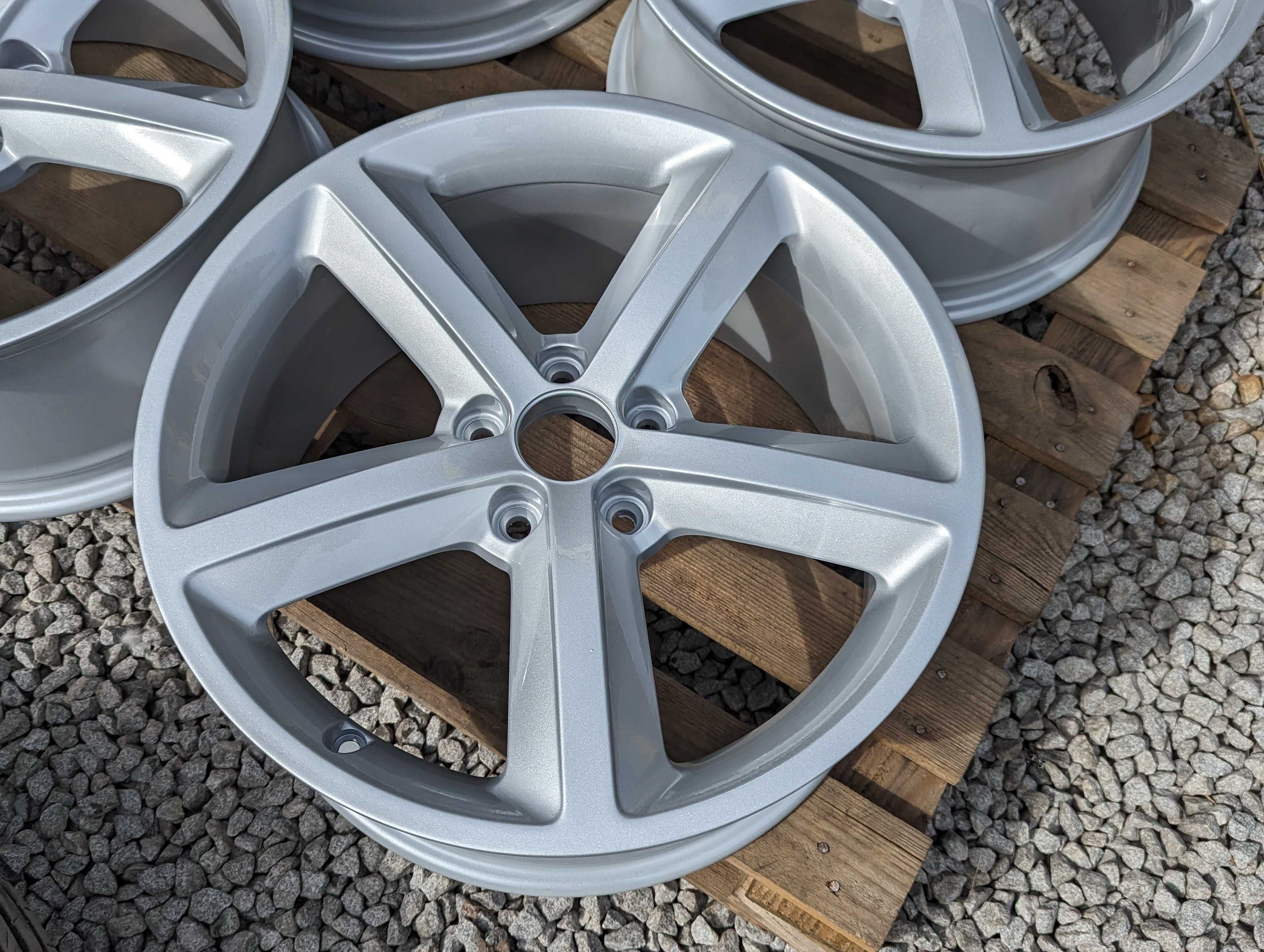 Oryginalne felgi Audi A4 B8 8K0 A3 A6 18" 5x112