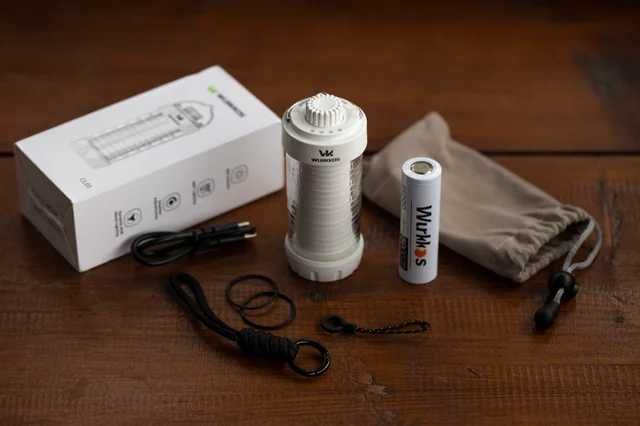 Latarka kempingowa Wurkkos CL01 550LM, RGB, funkcja Powerbank