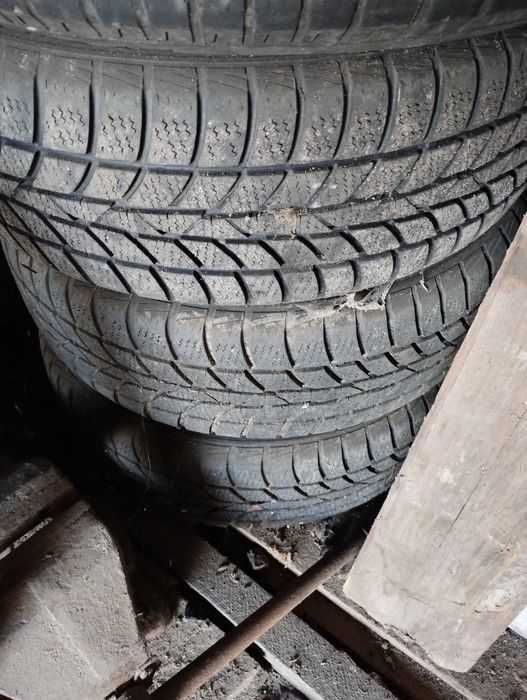 Зимова резина Hankook 185/60 R15 + диски