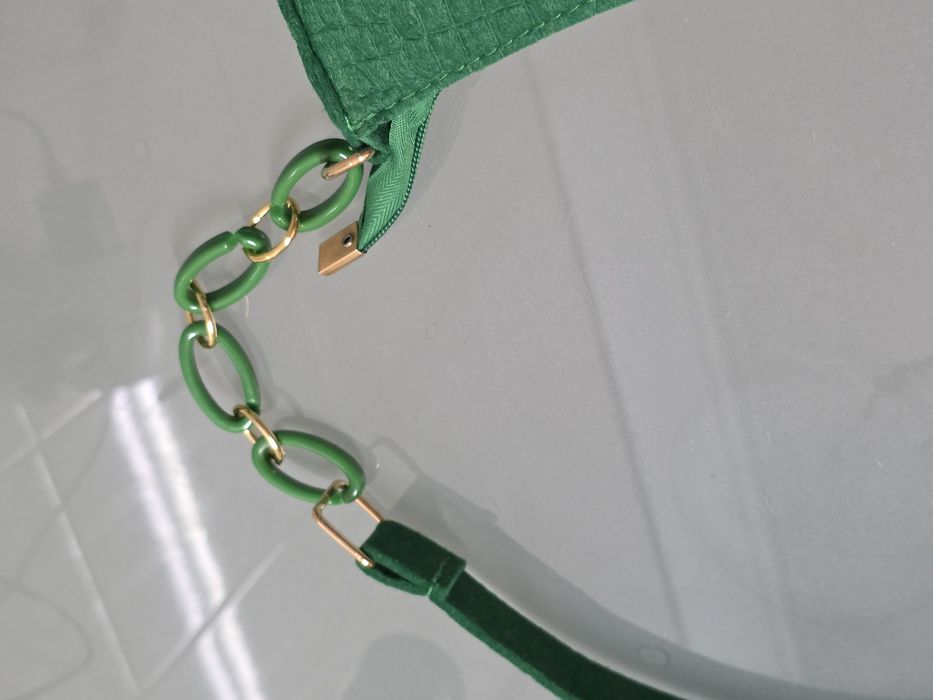 Mala feminina verde