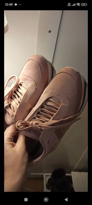 Tenis rosa Stradivarius