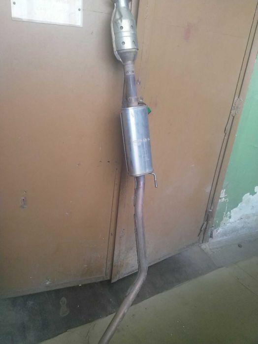 Хюндай Veloster, нижний катализатор, выхлопная система, глушитель