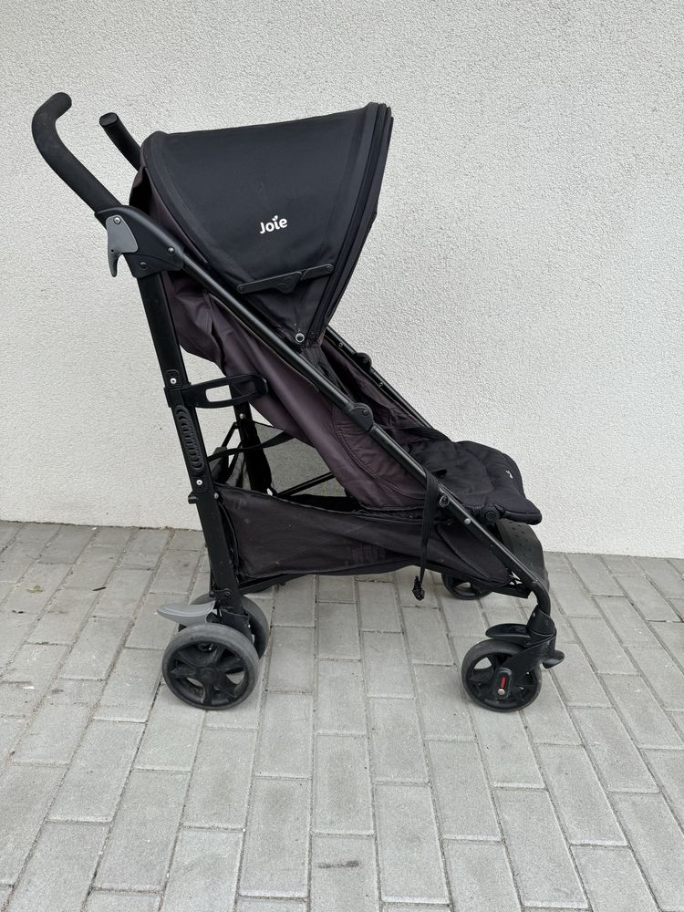 Spacerówka Joie Brisk LX