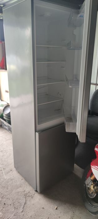 Lodówka Beko K54305 uszkodzona