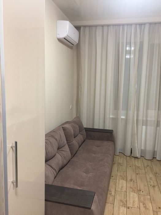 Сдам квартиру-студию рядом с Центром !
