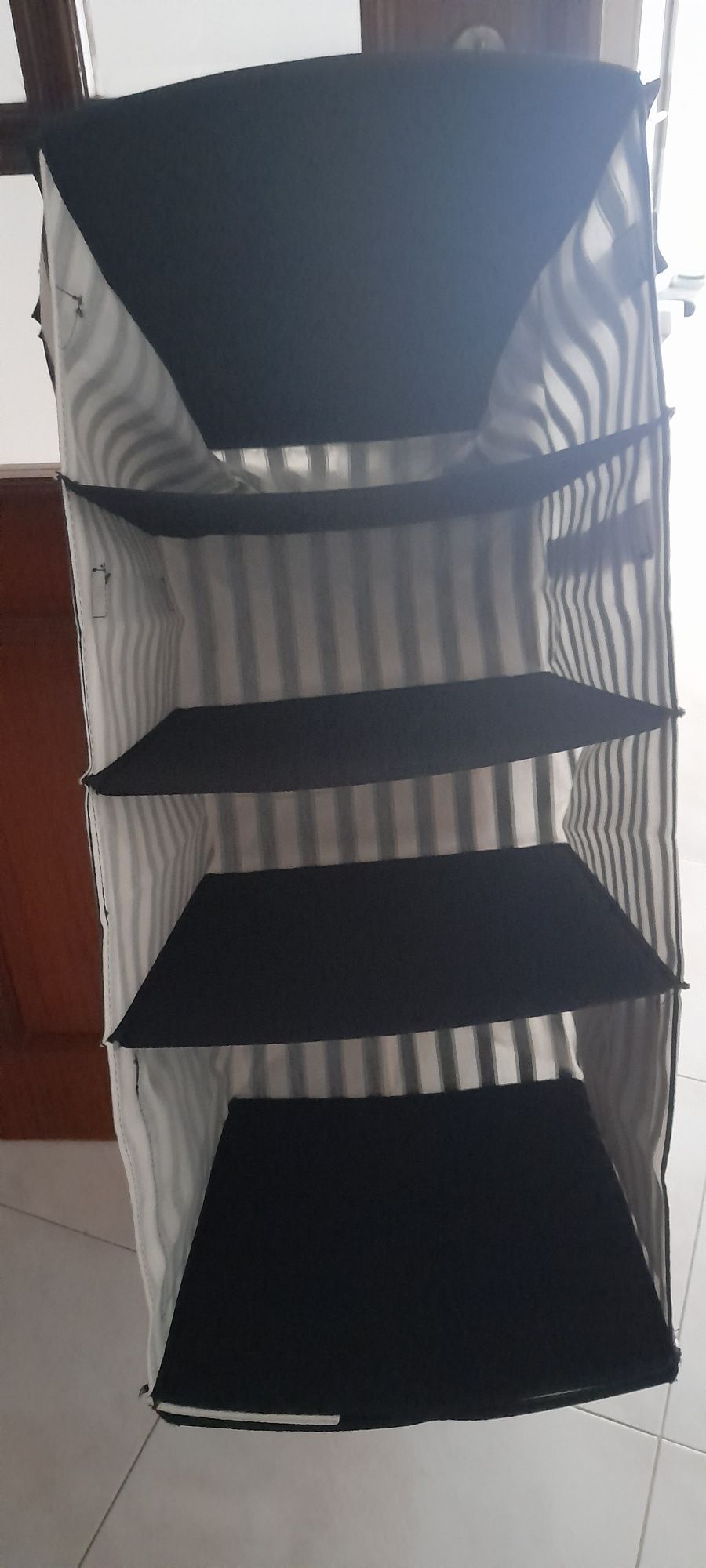 Prateleiras Tecido para pendurar no  roupeiro
