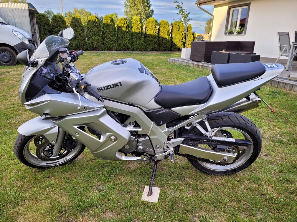 Suzuki SV 650 pełne owiewki