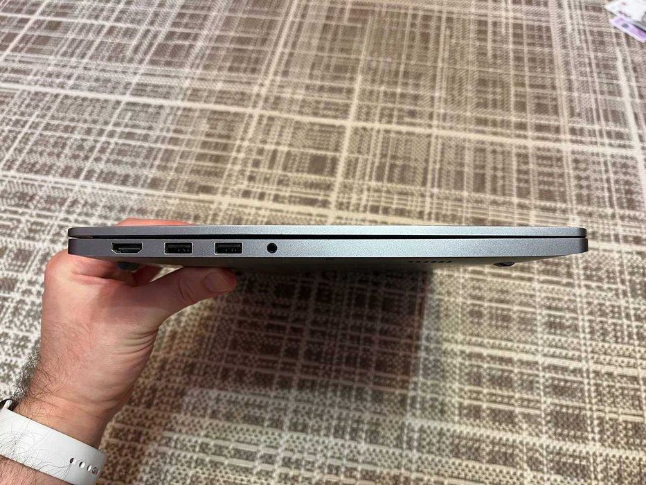 Ноутбук Xiaomi Mi Notebook Pro 15.6 Intel Core i7-8580U (16GB/1TB)