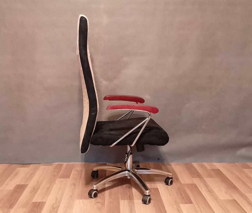 Fotel biurowy obrotowy wystawowy jak nowy