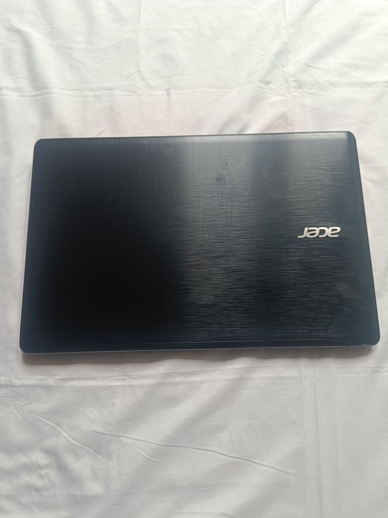 Laptop Acer 17" i5 CD-ROM