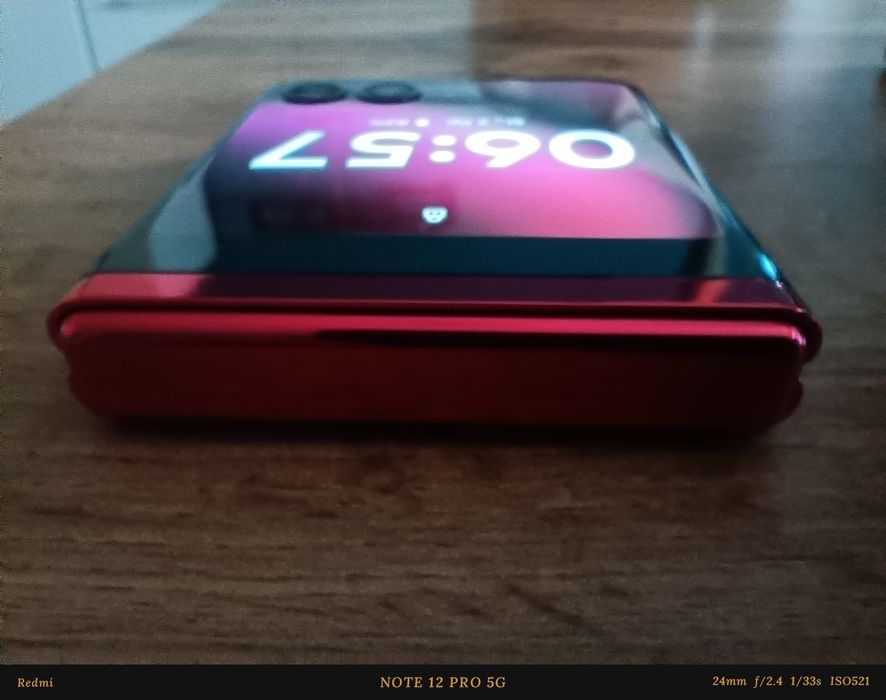 Motorola Razem 40 Ultra 8/256 Viva MAGENTA ... ZAMIENIE LUB SPRZEDAM