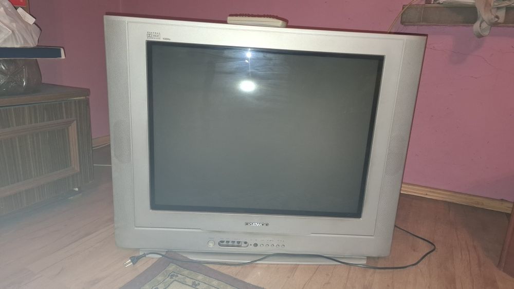 Telewizor daewoo 29 cali stan bardzo dobry + pilot bardzo mało używany