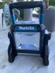 Halogen Makita ML003g 18v/40v