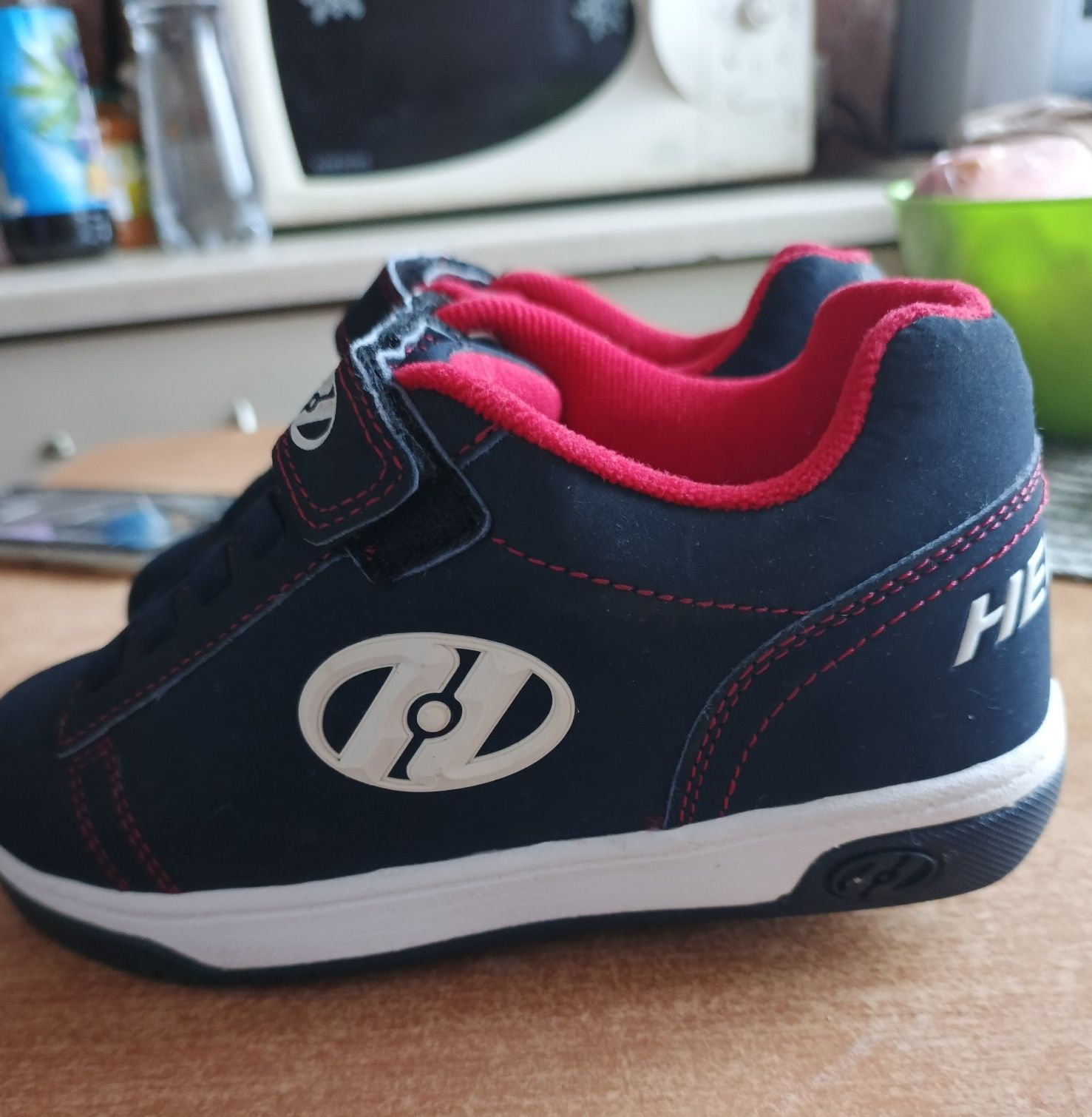 Кроссовки HEELYS,р 32,250грн.